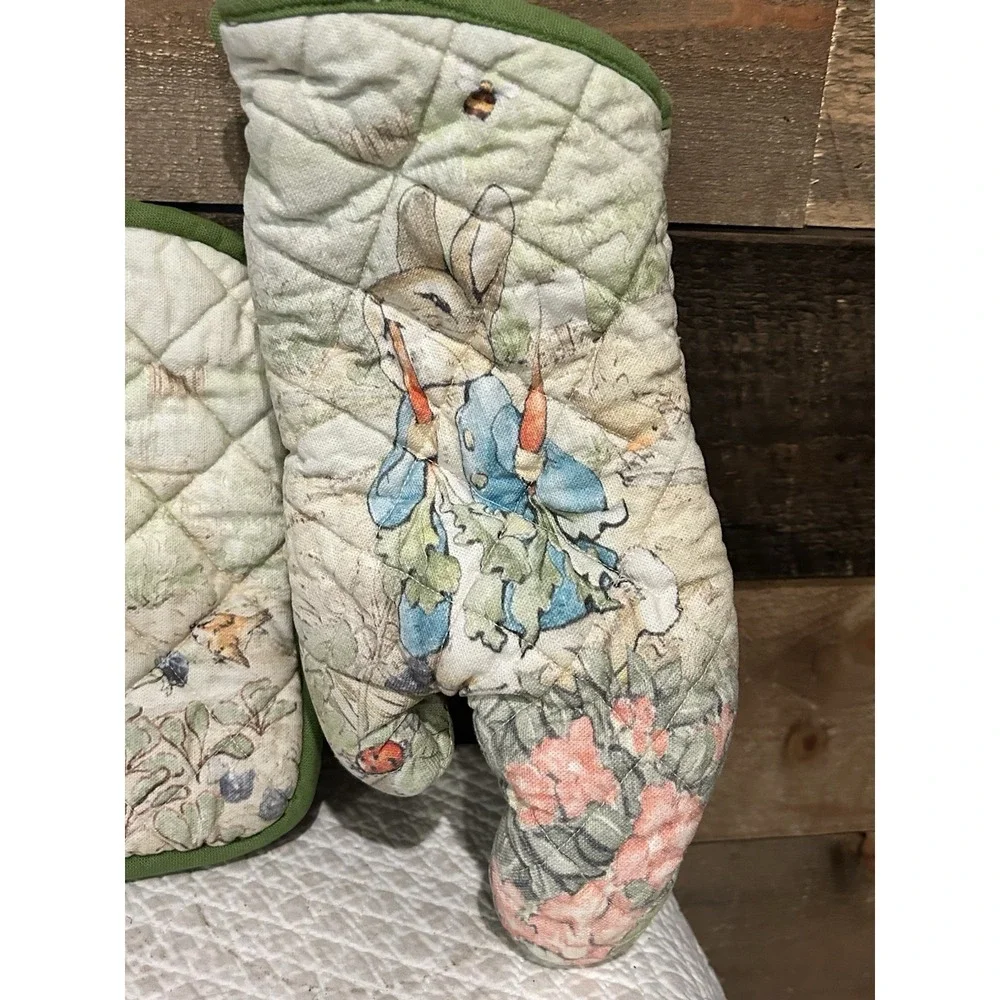WILLIAMS SONOMA PETER RABBIT MITT&POT HOLDER 100% COTTON SET OF 2